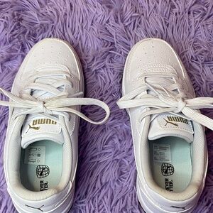 Puma Kids White and Gold Sneakers